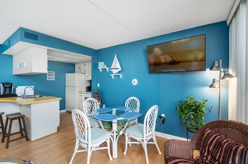 Enjoy take out or a home cooked meal at the Dining Table, seating a Family of 4!
