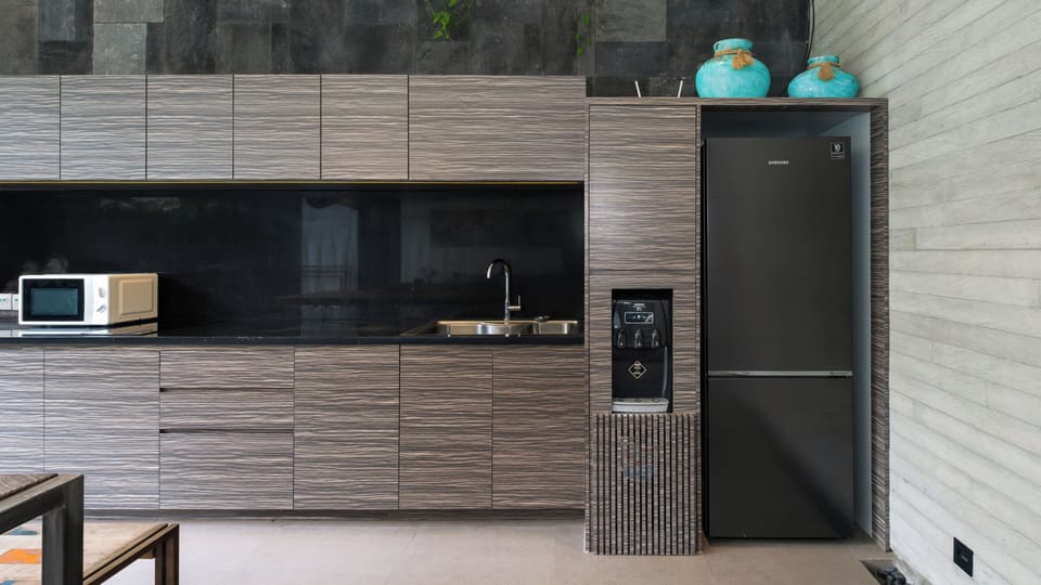 Exclusive Room, 2 Bedrooms | Private kitchen | Coffee/tea maker, fridge, microwave, cookware/dishes/utensils