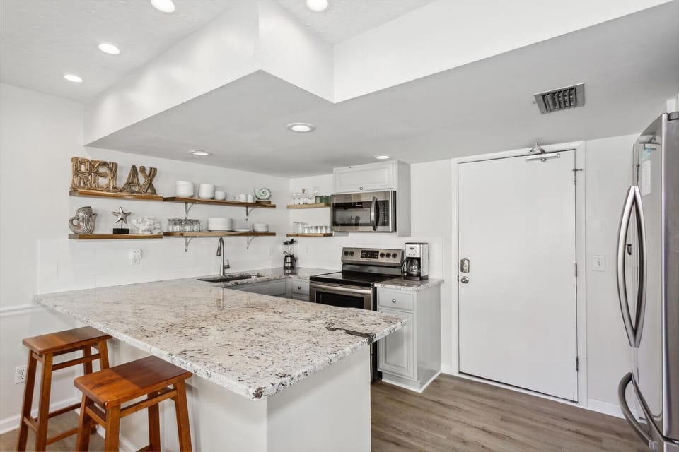 Regency Cabana D2 - Kitchen
