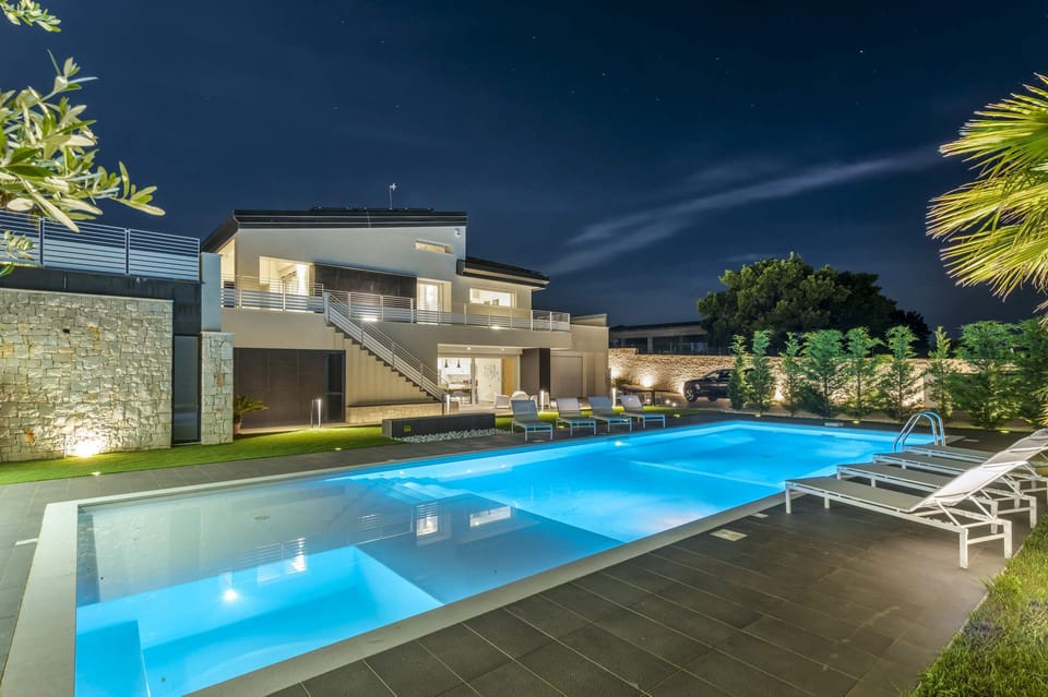 Villa Campanella image