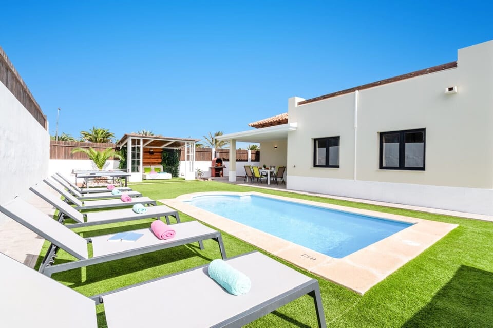 Villa Caleta Del Sol image