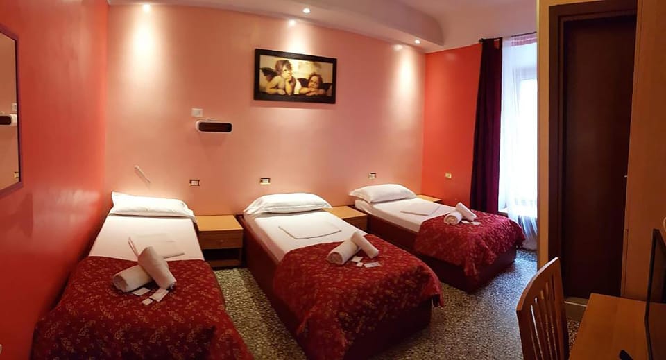 Premium bedding, in-room safe, individually furnished, desk