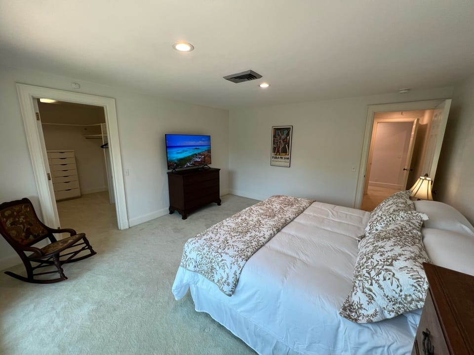 Upstairs King Bed Room TV