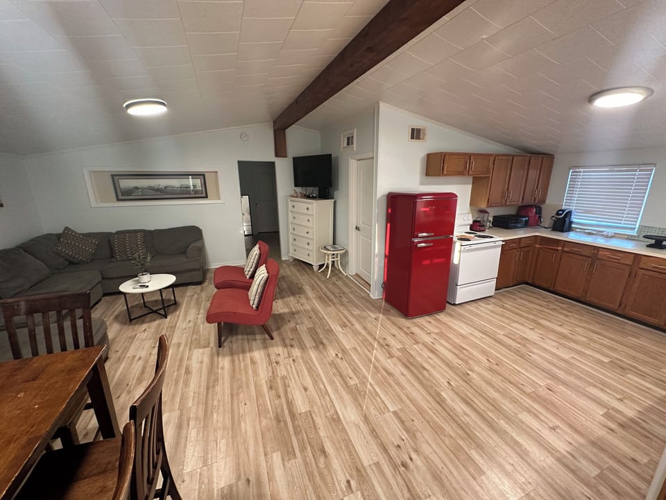 Great floor plan for entertaining