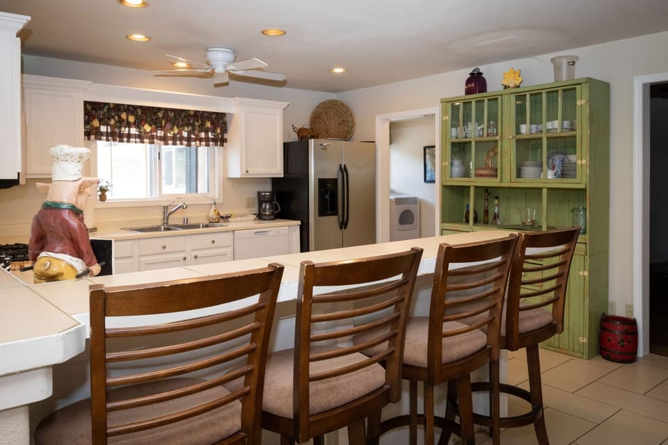 Seven Oaks Ranch Oak House (733)