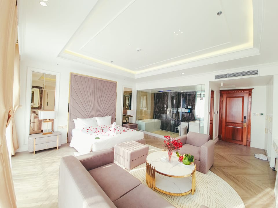 Junior Suite | Premium bedding, memory foam beds, desk, soundproofing