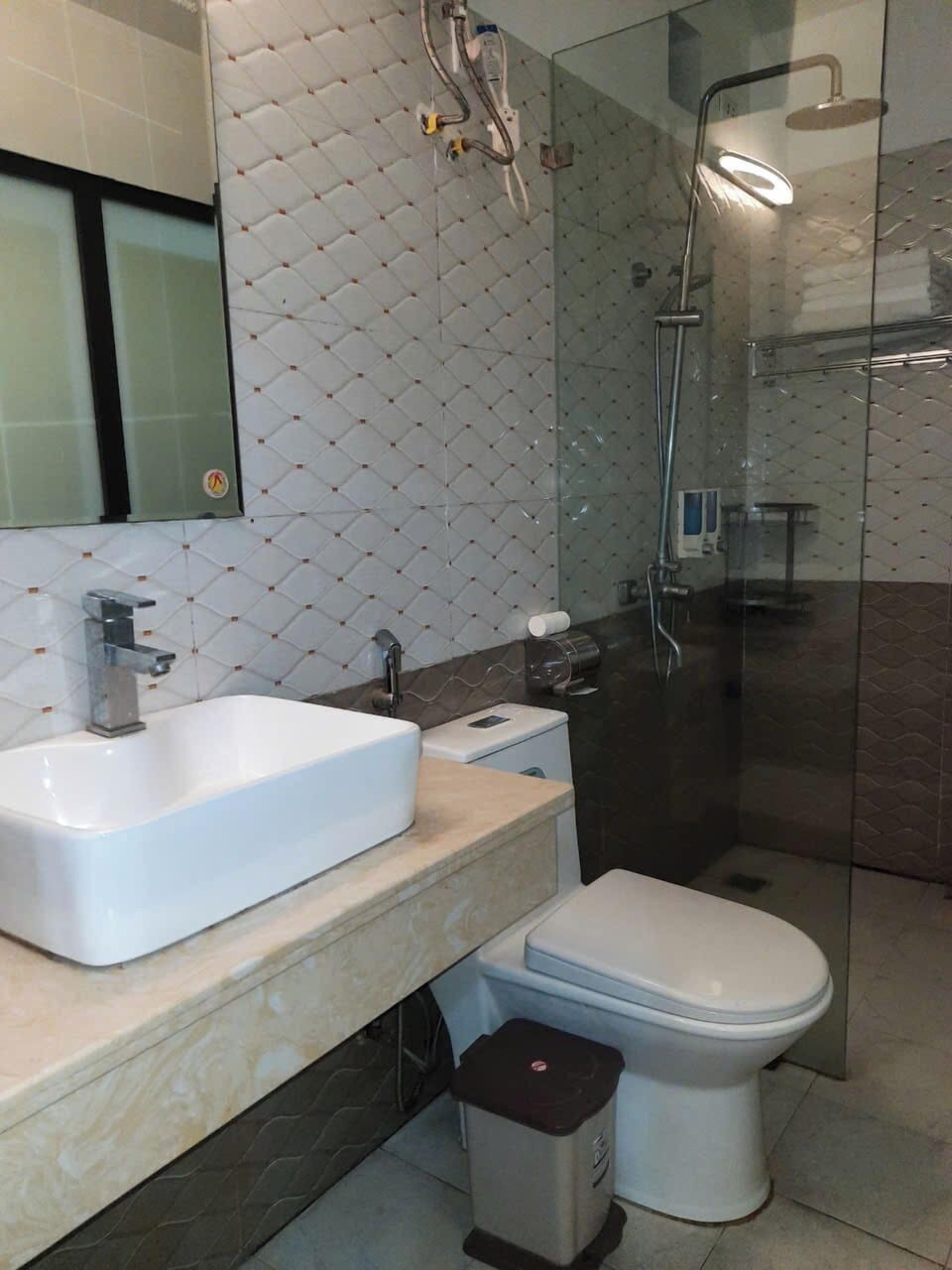 Shower, free toiletries, hair dryer, slippers