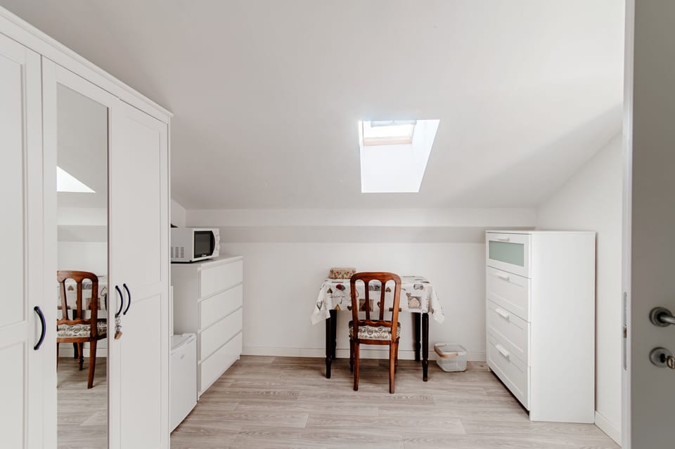 Panoramic Studio | Living area