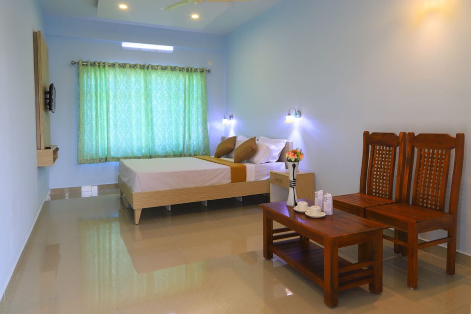 Desk, laptop workspace, free WiFi, bed sheets
