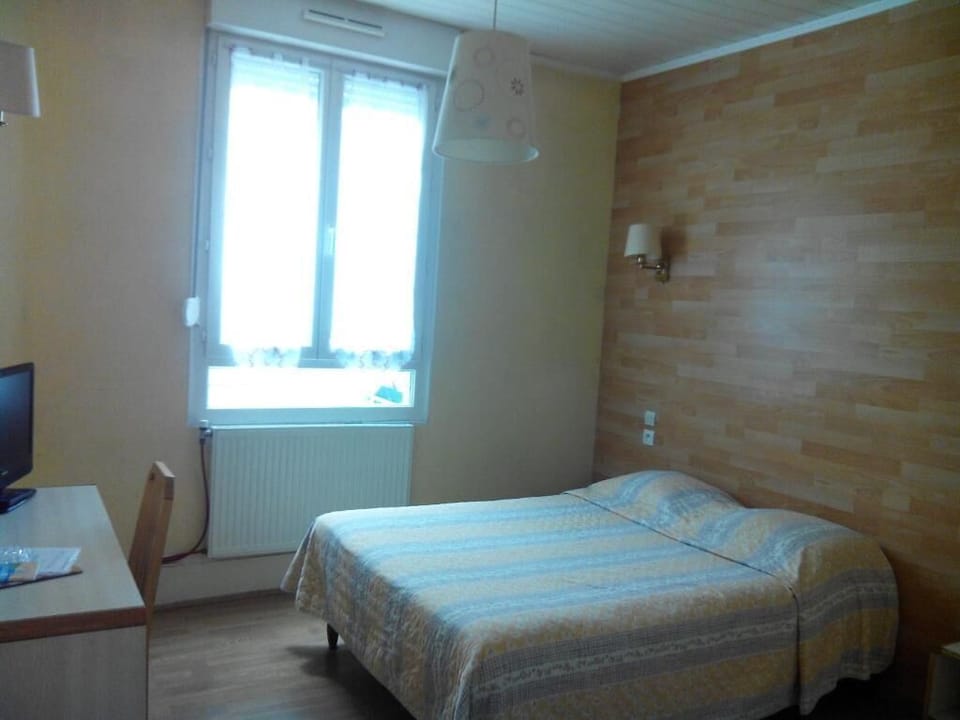 Double Room | Desk, soundproofing, free WiFi