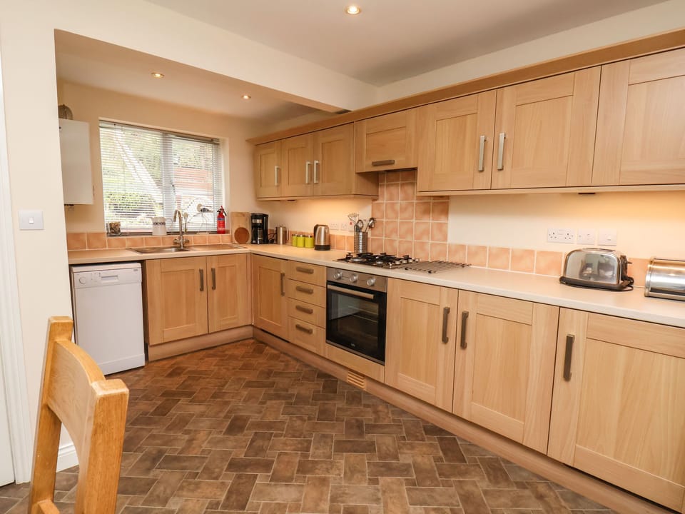 Fridge, dishwasher, electric kettle, toaster
