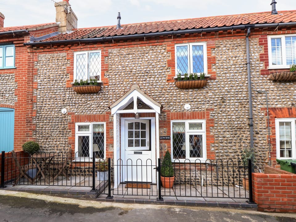 Cottage | Front of property