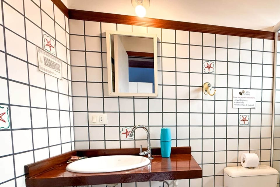 Standard Double Room | Bathroom | Towels