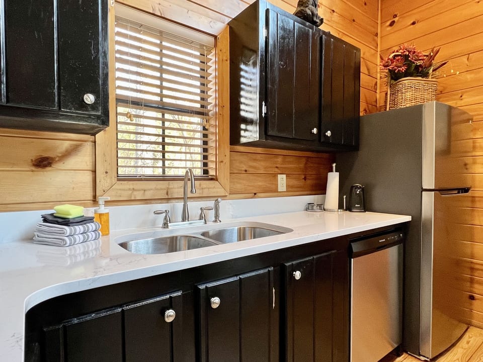 Beautiful new quartz countertops