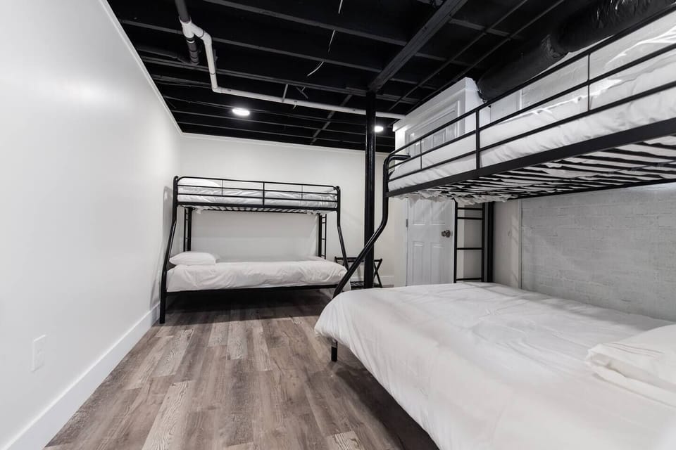 Bedroom 4, 2 Twin over full bunk beds