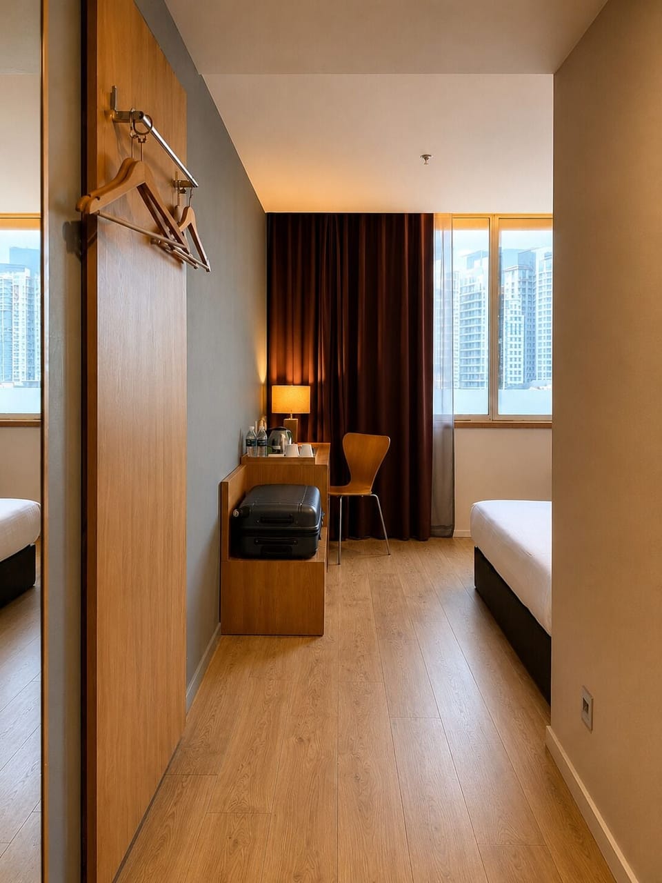 Minibar, in-room safe, desk, laptop workspace