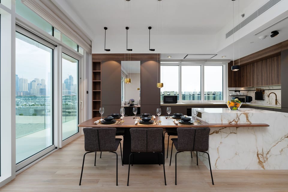 Deluxe Apartment | In-room dining