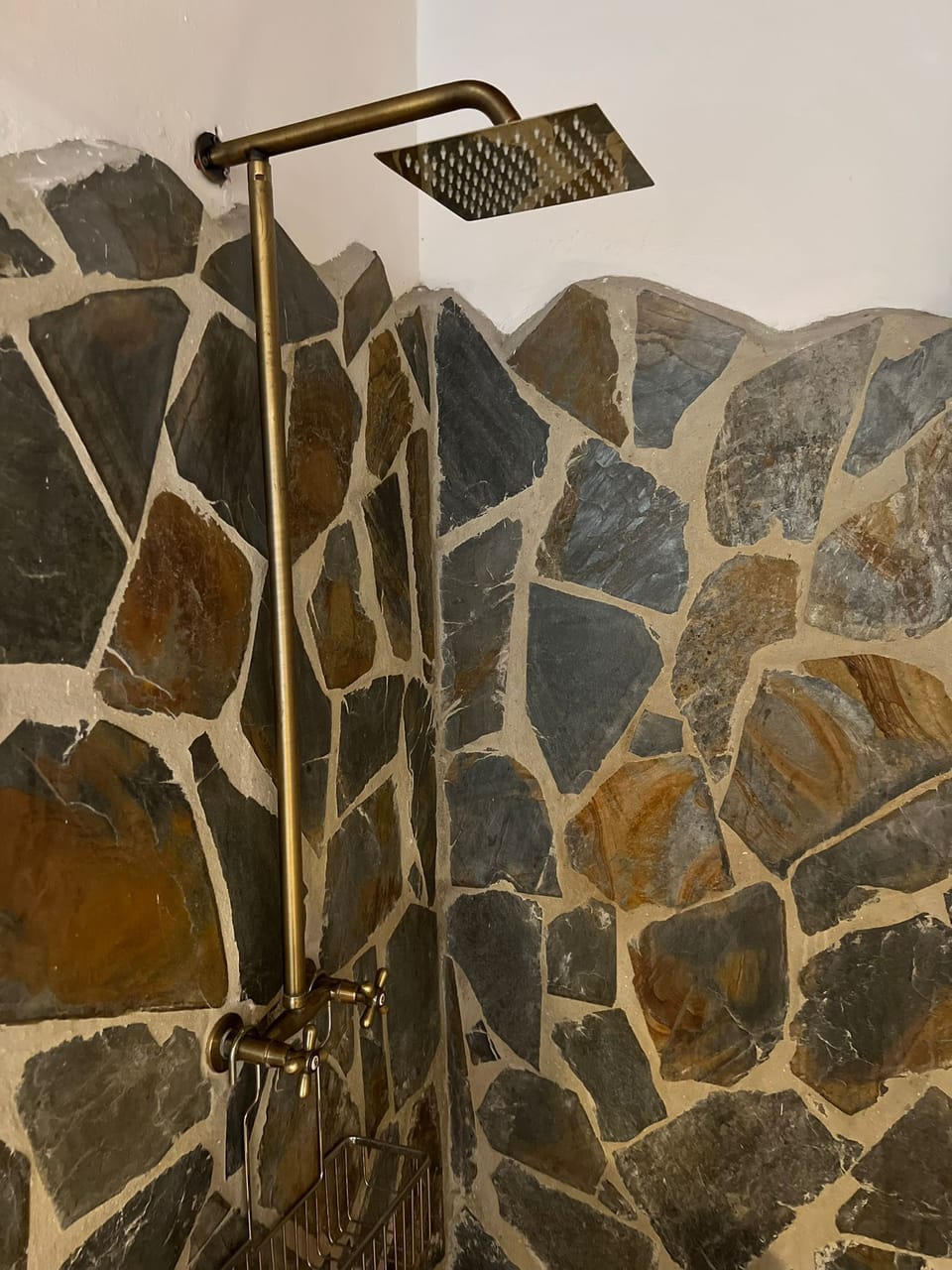 Comfort Double Room, 1 Bedroom, Mountain View, Poolside | Bathroom | Rainfall showerhead, free toiletries, hair dryer, towels