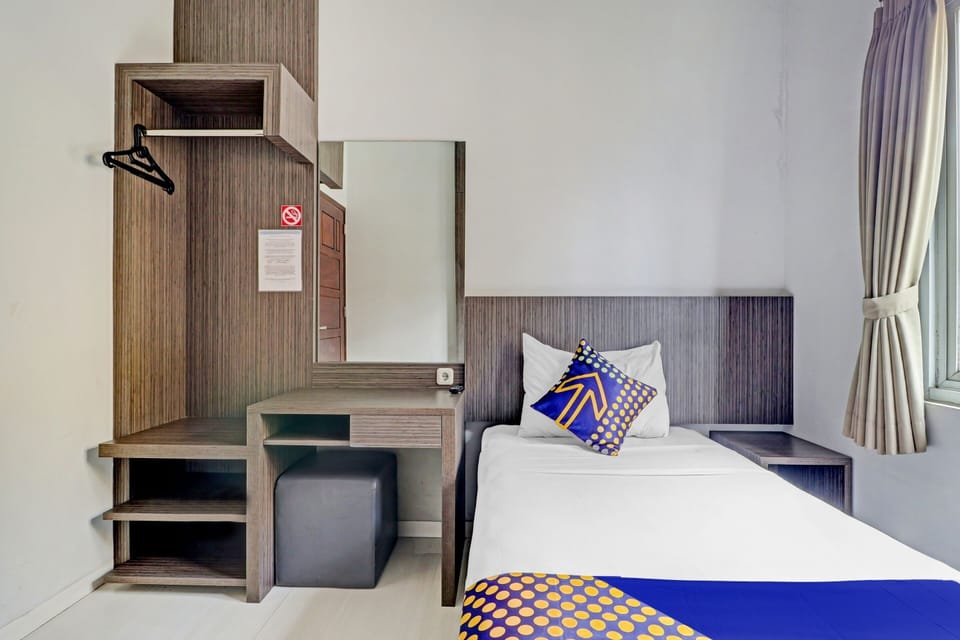Standard Single Room | Bed sheets