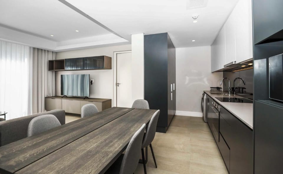 Apartment | Private kitchen | Fridge, microwave, oven, stovetop