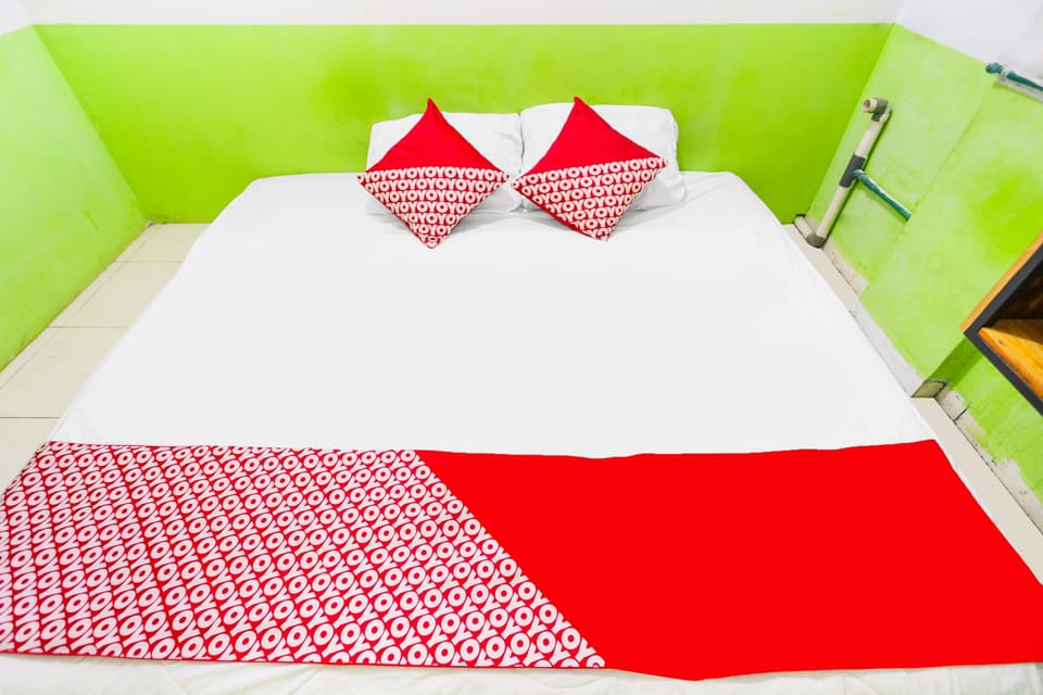Double Room | Desk, laptop workspace, WiFi (free), bed sheets