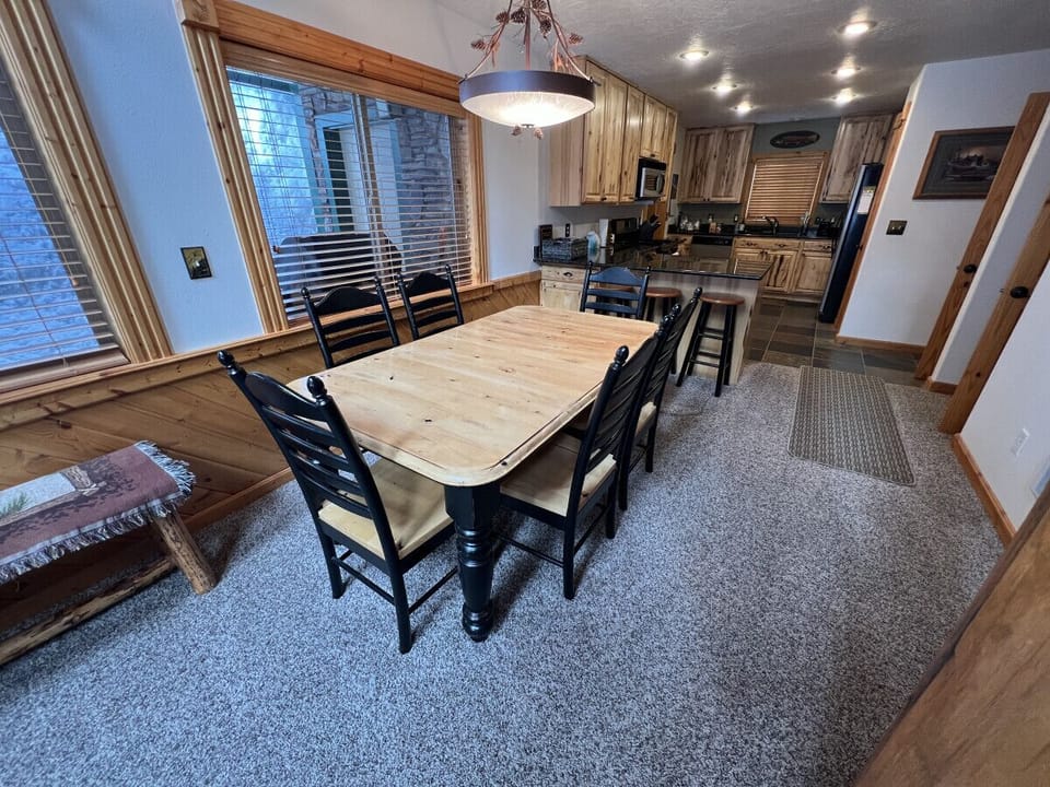 Dinning Table