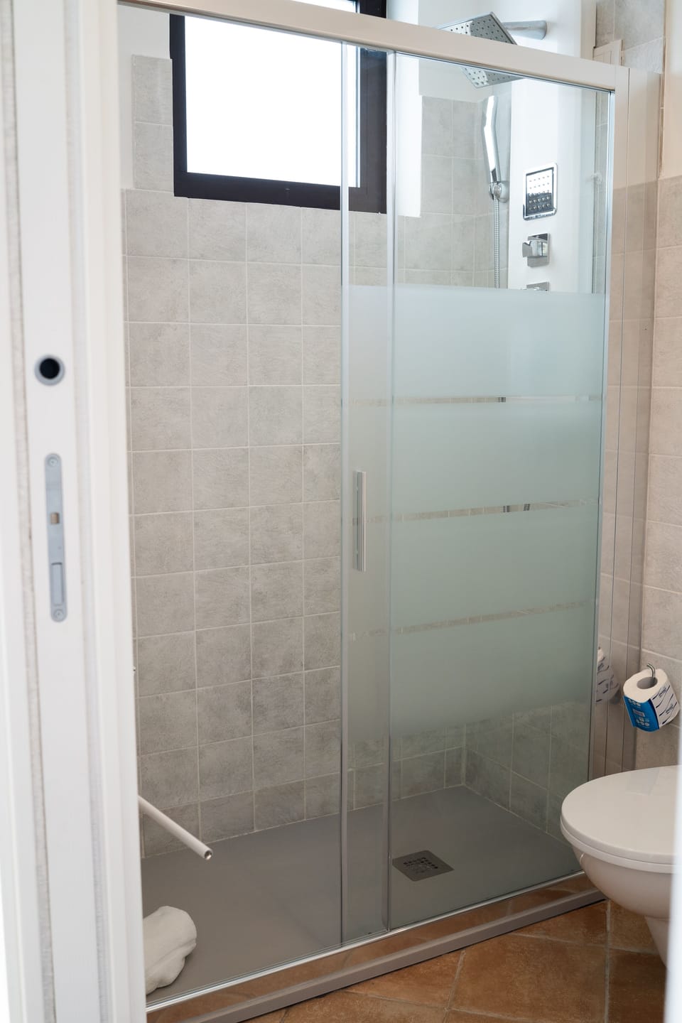 Free toiletries, hair dryer, slippers, bidet