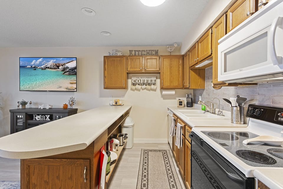 Fully stocked with kitchen amenities and appliances for your needs