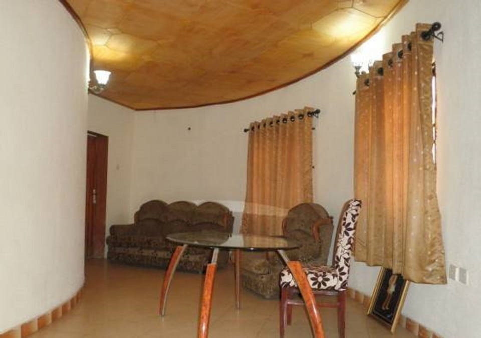 Premium Studio | Free WiFi
