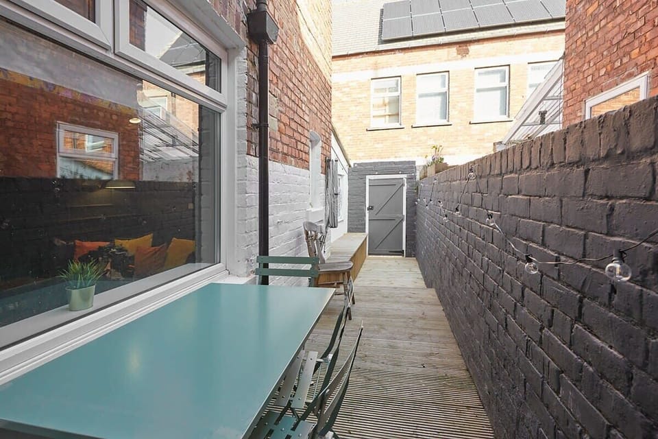 Upleatham Street, Saltburn-by-the-Sea - Host & Stay