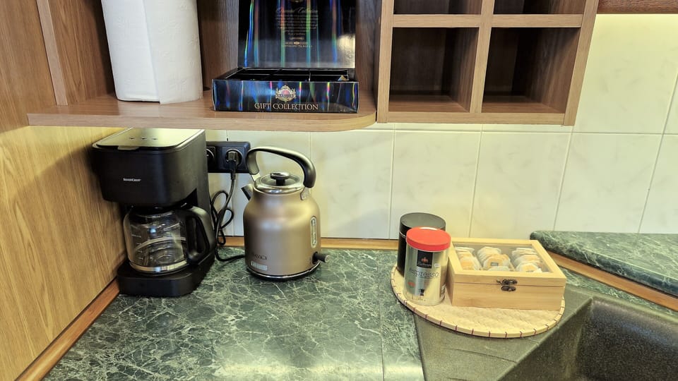 Comfort Apartment | 1 bedroom, laptop workspace, iron/ironing board, WiFi (free)