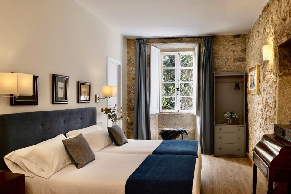 Standard Double Room | In-room safe, desk, free WiFi, bed sheets