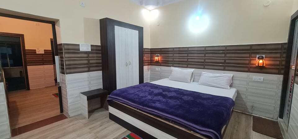Family Twin Room, 2 Bedrooms | Bed sheets