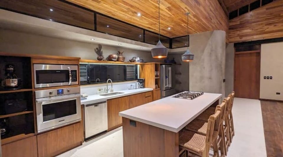 Professional kitchen