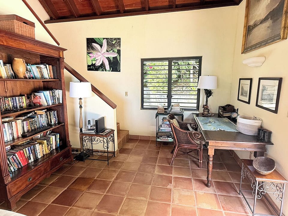 The office and staircase up to the loft bedroom