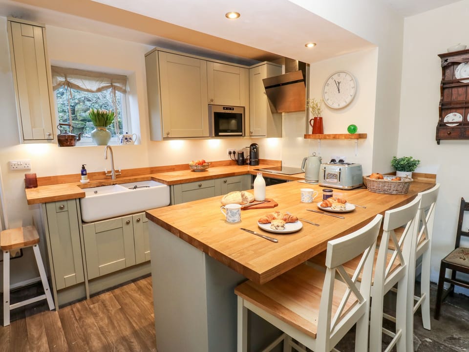 Cottage | Interior