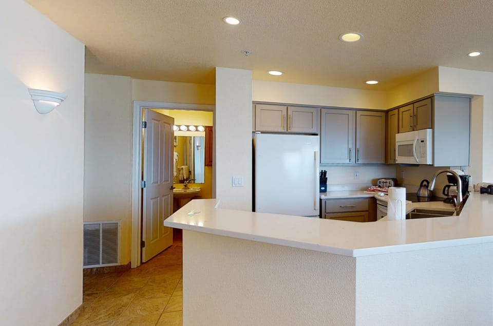 WhalePointe3BR-0804-035