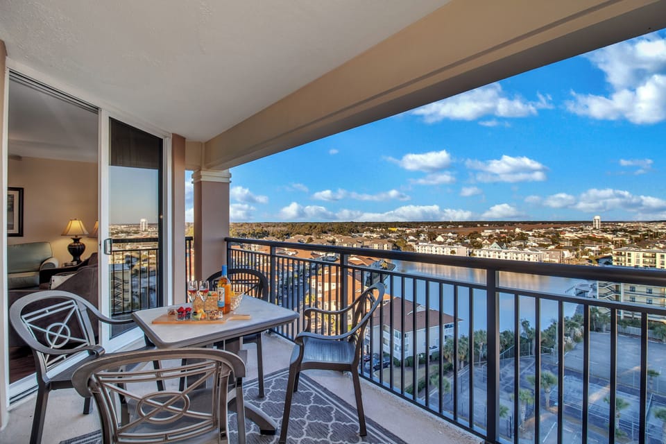 Sip your morning coffee on this private balcony while enjoying panoramic city views that stretch to the horizon.