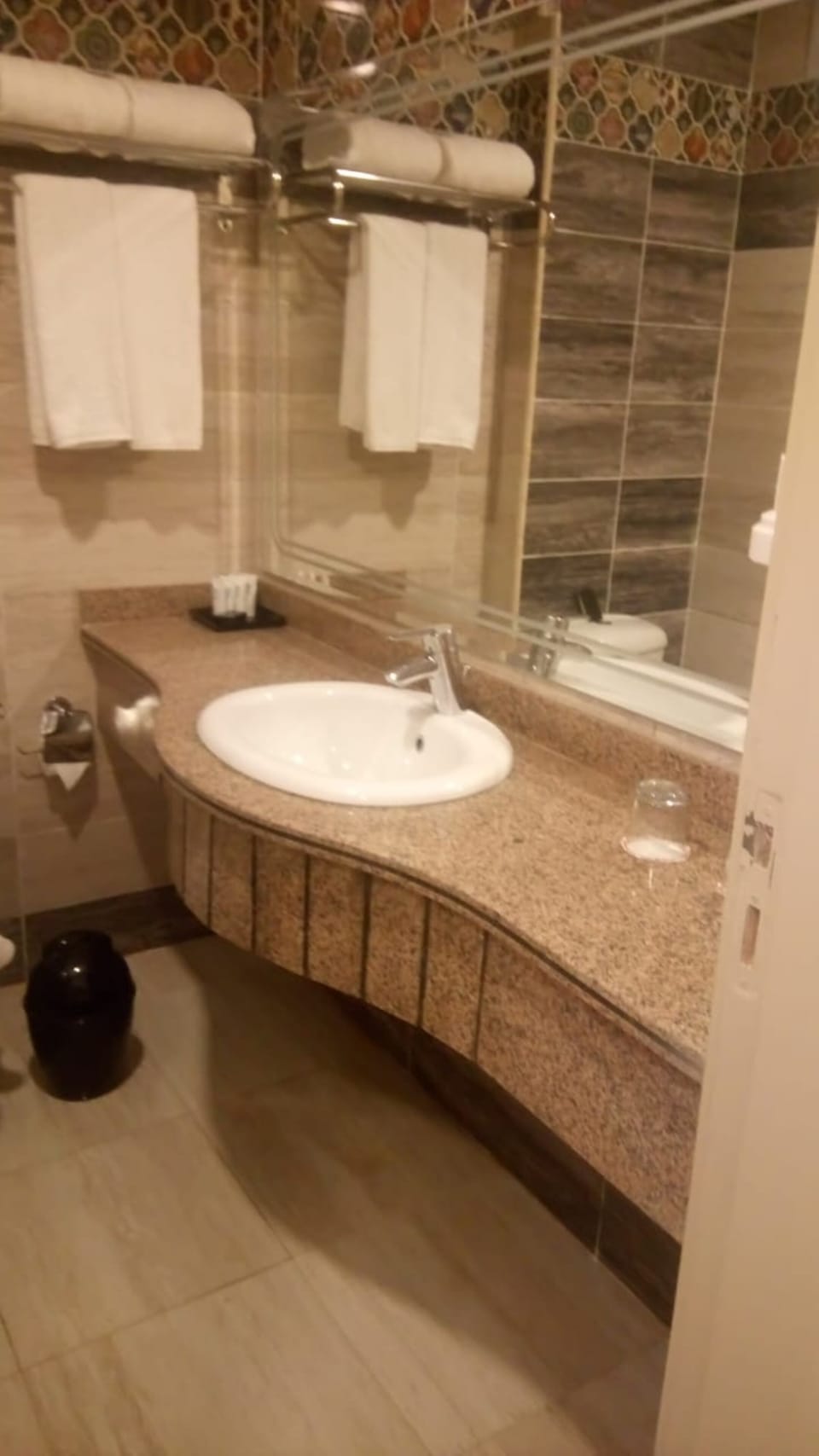 Shower, rainfall showerhead, hair dryer, towels