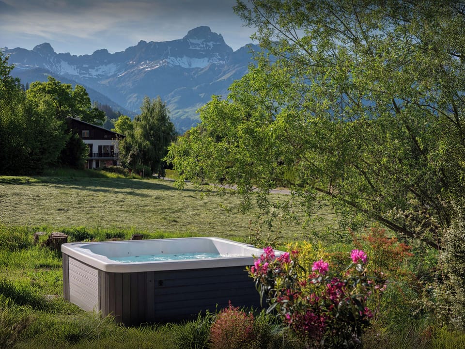 Jacuzzi