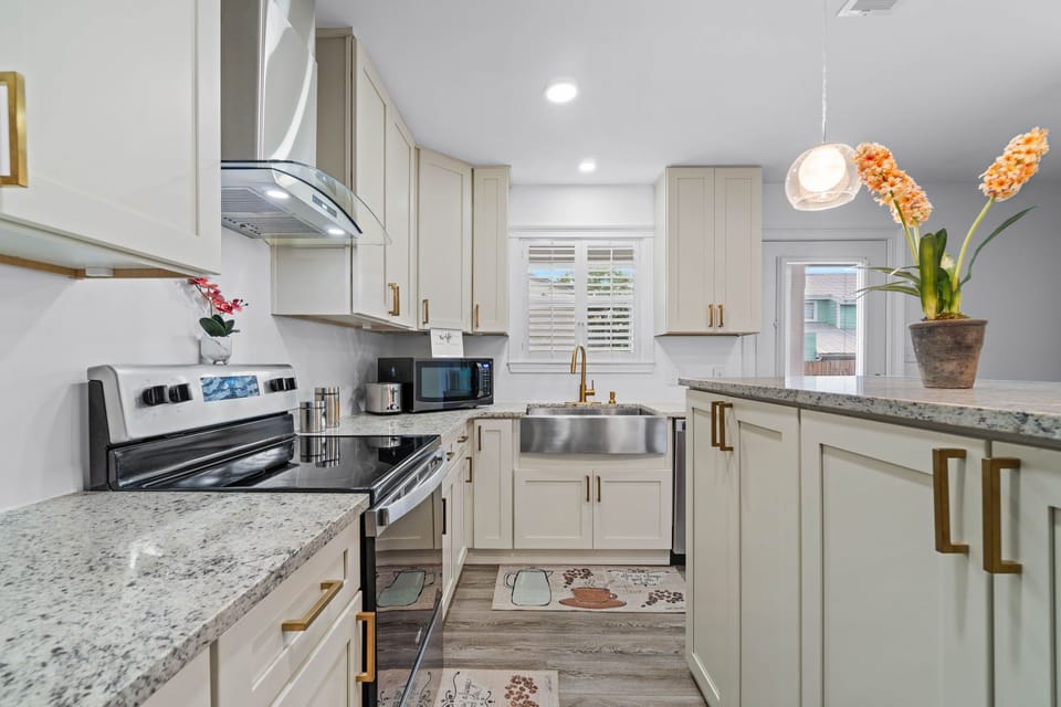 Fully equipped kitchen with basic essential for a relaxing vacation