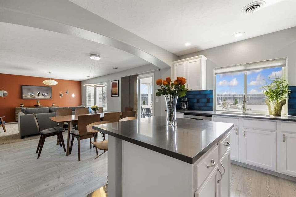 Family Room/Dining/Kitchen