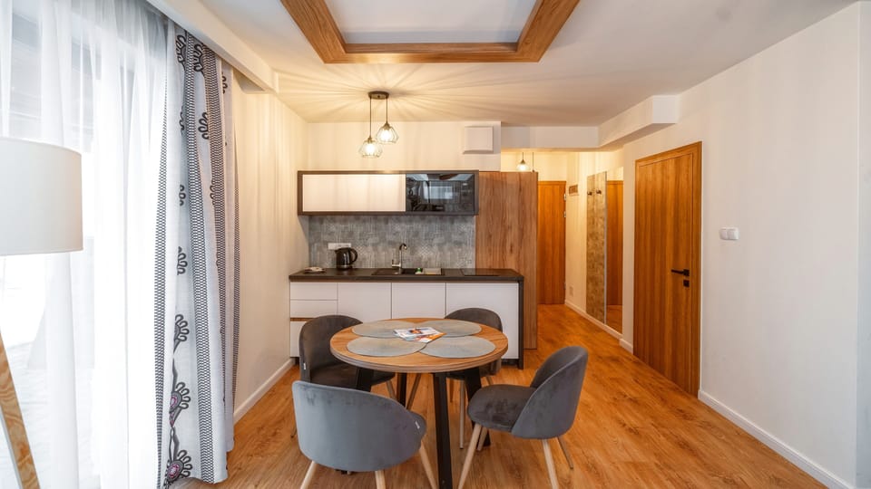 Private kitchenette