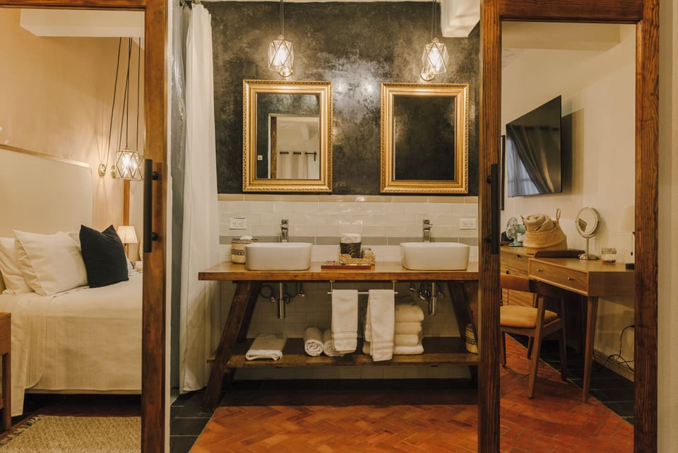 Family Double Room, 1 Bedroom | Premium bedding, Select Comfort beds, minibar, in-room safe