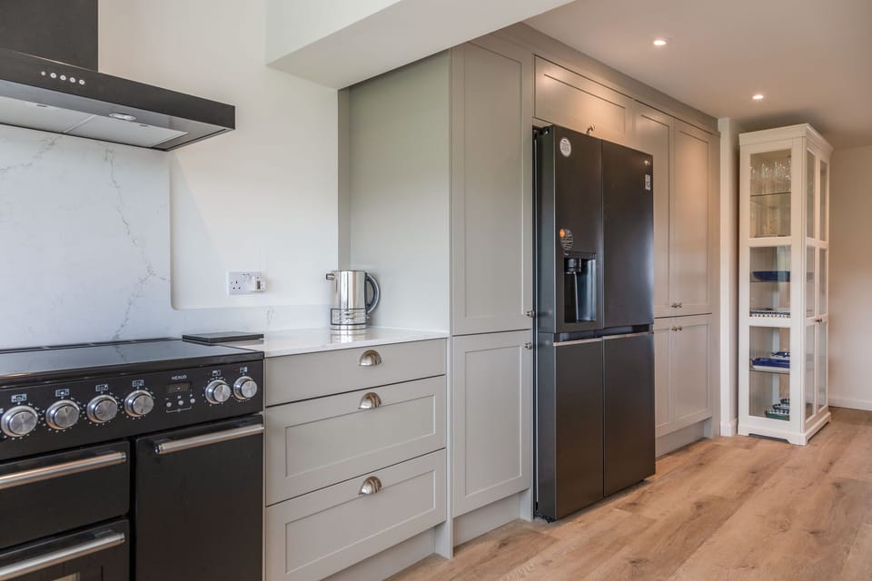 Fridge, dishwasher, electric kettle, toaster