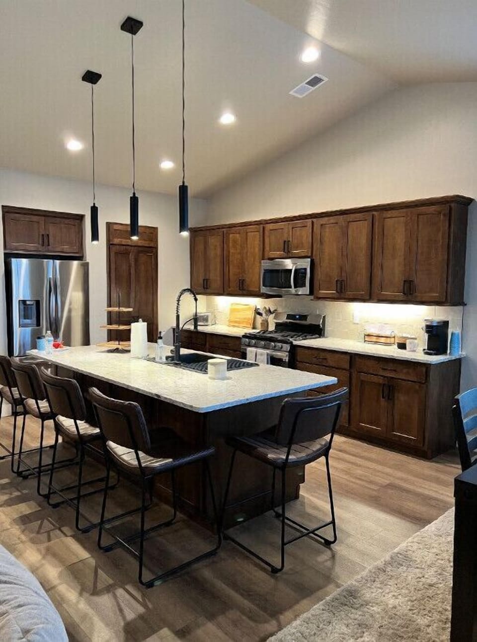 Kitchen and island 