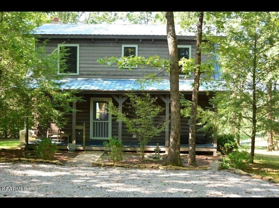 Front of cabin