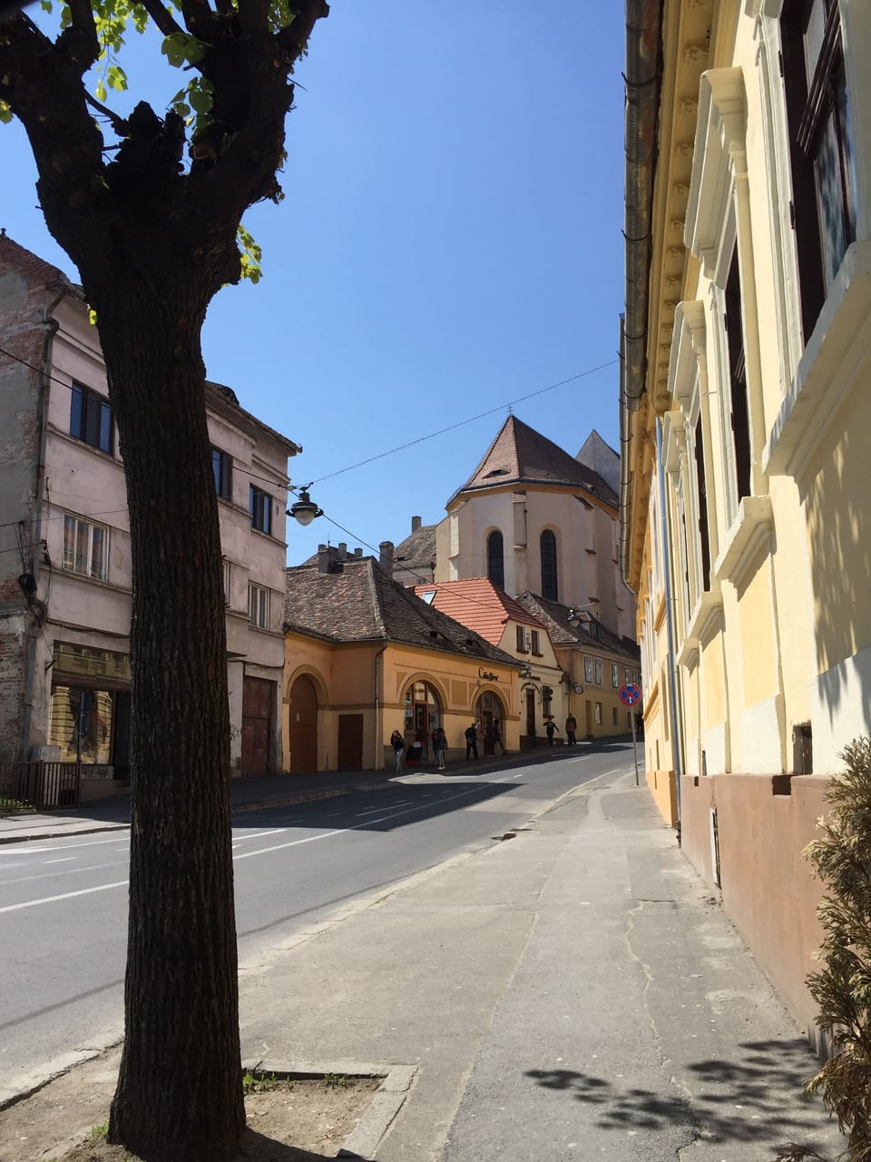 Buon Studio Sibiu, near train station and Small Square Old Town Apartment in Sibiu