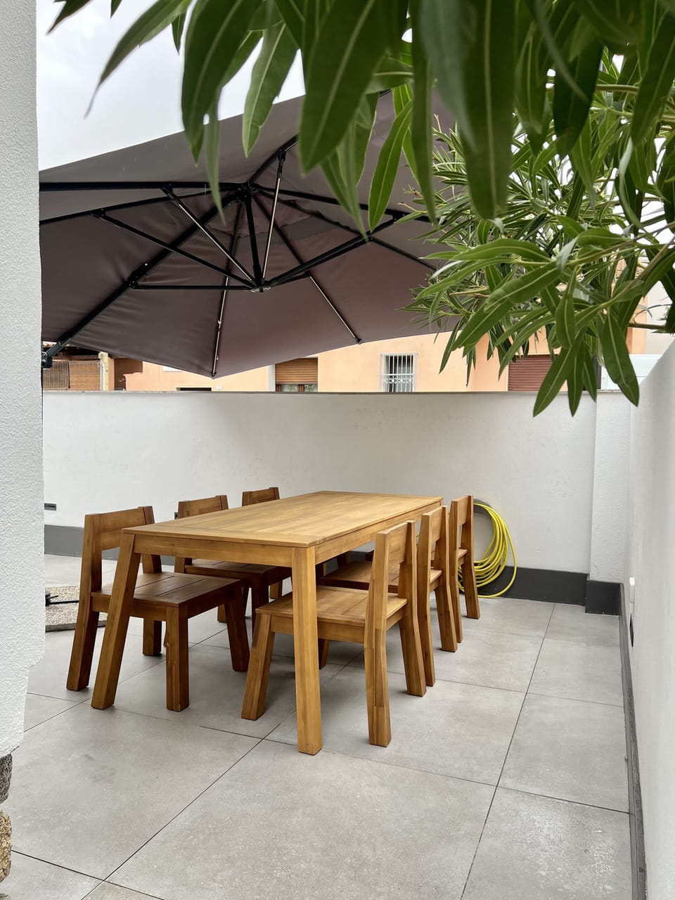 Vacation vibes, enjoy your lunch, stay cool!
