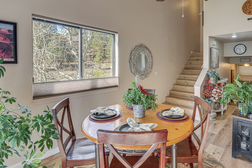 Dining Area | Main Floor